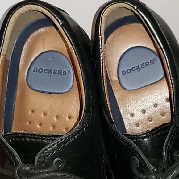 [DOCKERS] Gordon Leather Oxford Cap Toe Dress Shoe - Picture 9 of 16